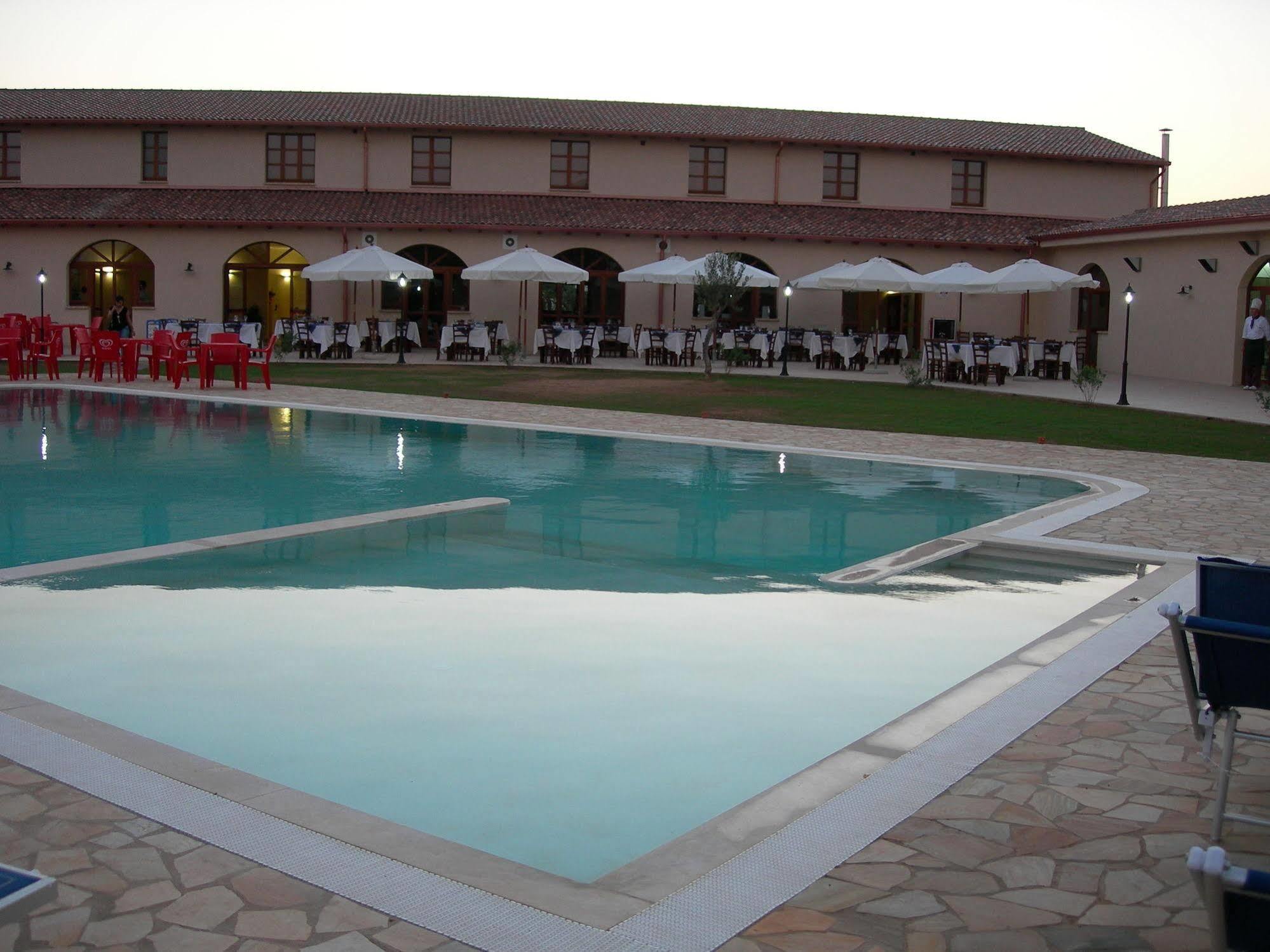 Hotel Sport Village อีเกลเซียส ภายนอก รูปภาพ
